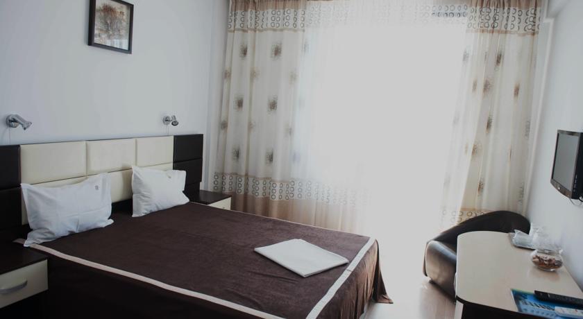 Hotel Clas 艾福雷诺德 外观 照片