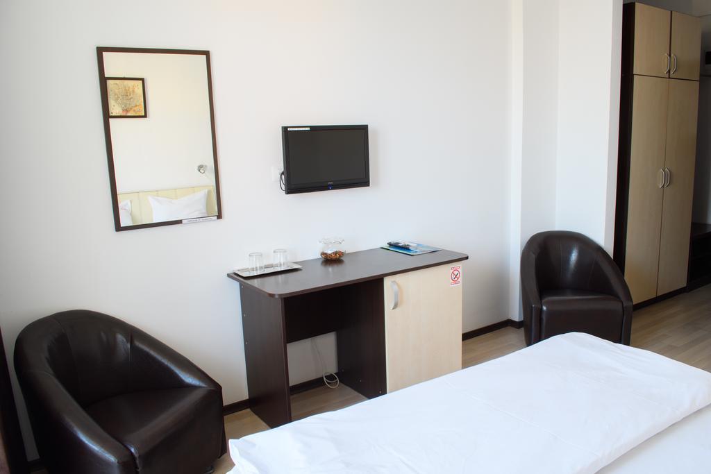 Hotel Clas 艾福雷诺德 外观 照片