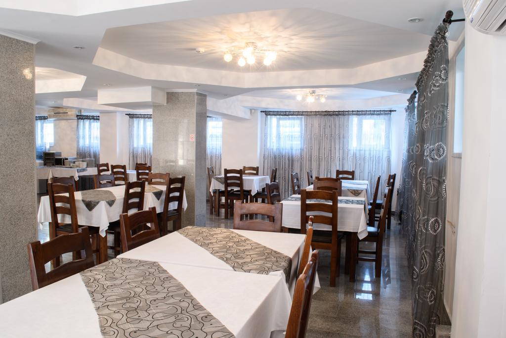 Hotel Clas 艾福雷诺德 外观 照片