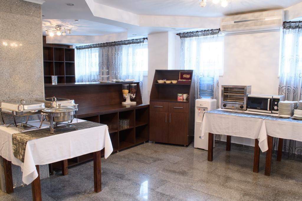 Hotel Clas 艾福雷诺德 外观 照片